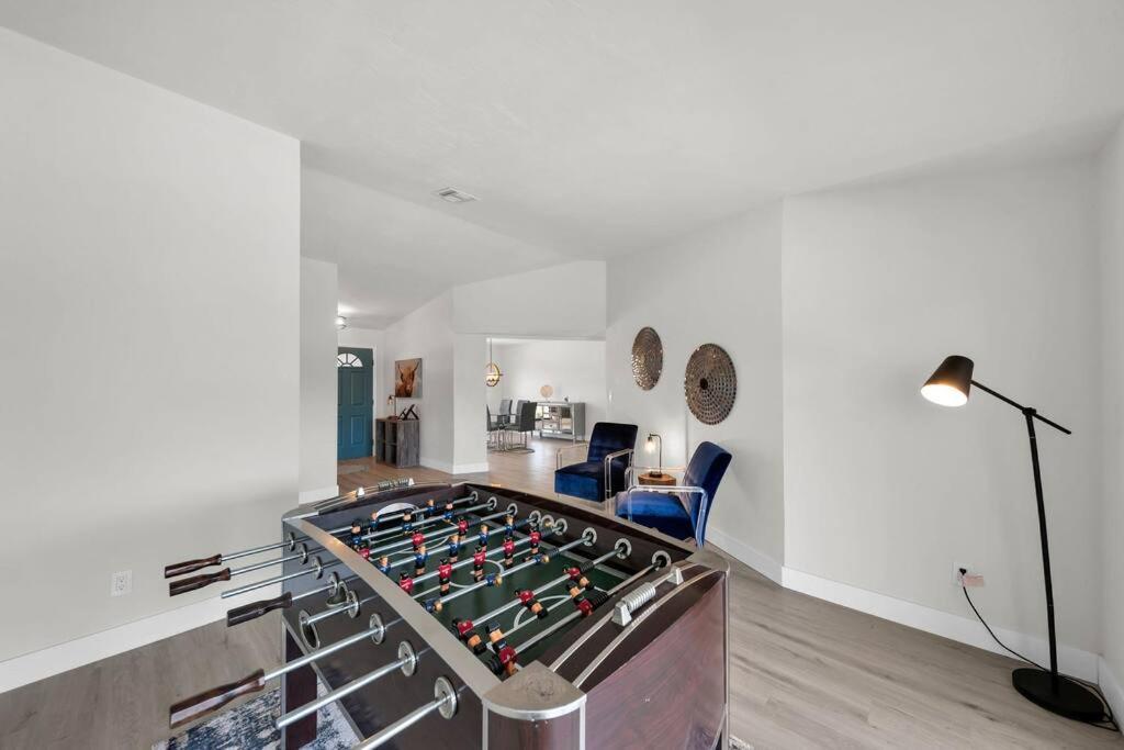 Luxury Waterfront Haven In Cape Coral - Dog-Friendly Escape With Private Pool别墅 外观 照片